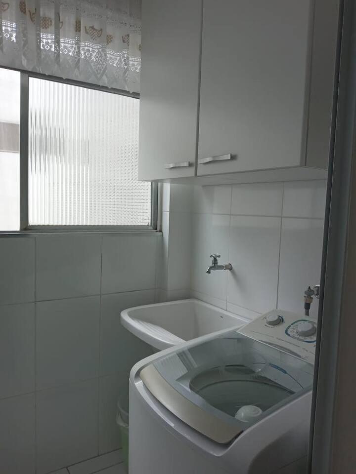 דירות גוארויה Apartamento completo na calçada da praia מראה חיצוני תמונה