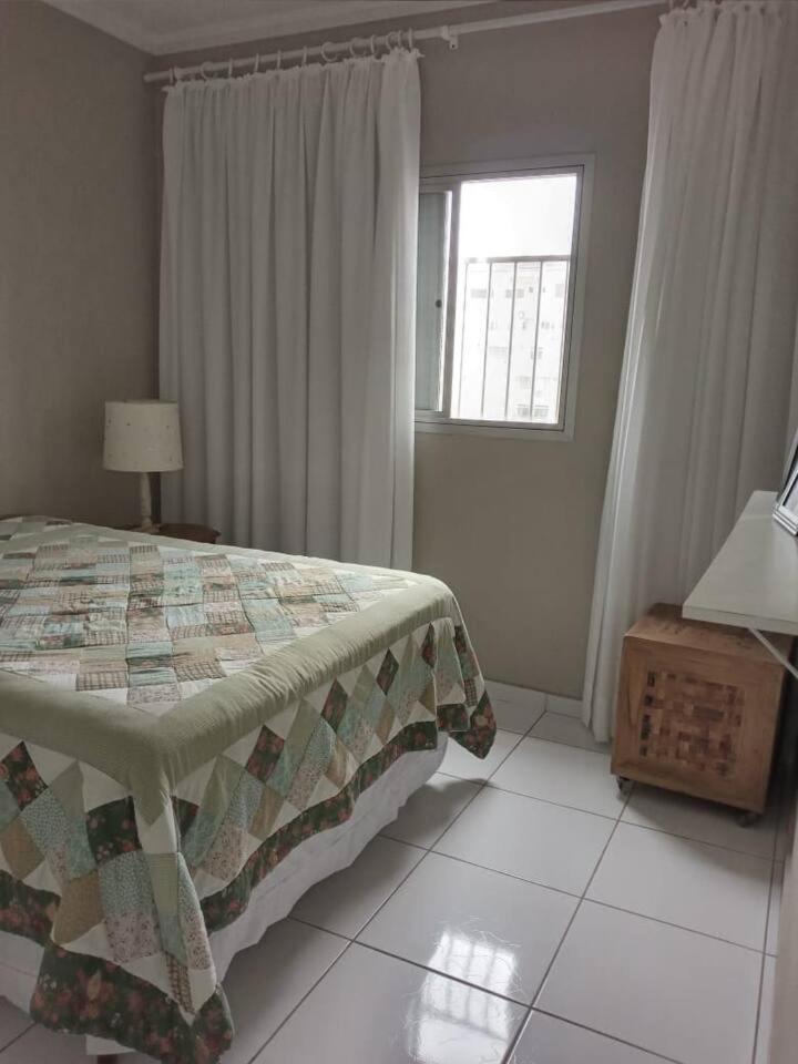 דירות גוארויה Apartamento completo na calçada da praia מראה חיצוני תמונה